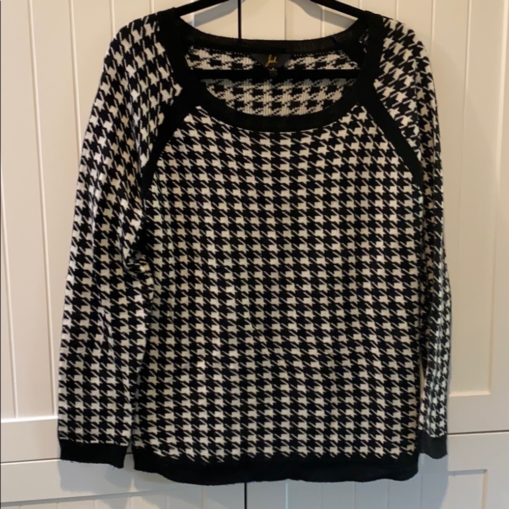 BB Dakota Jack Houndstooth Sweater